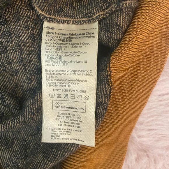 Scotch & Soda Leopard Print V-Neck Sweater - Brown and Black - Picture 4 of 8